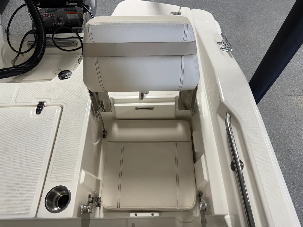 2026 Boston Whaler 250 Dauntless 25.0 feet, Clearwater, Florida #28