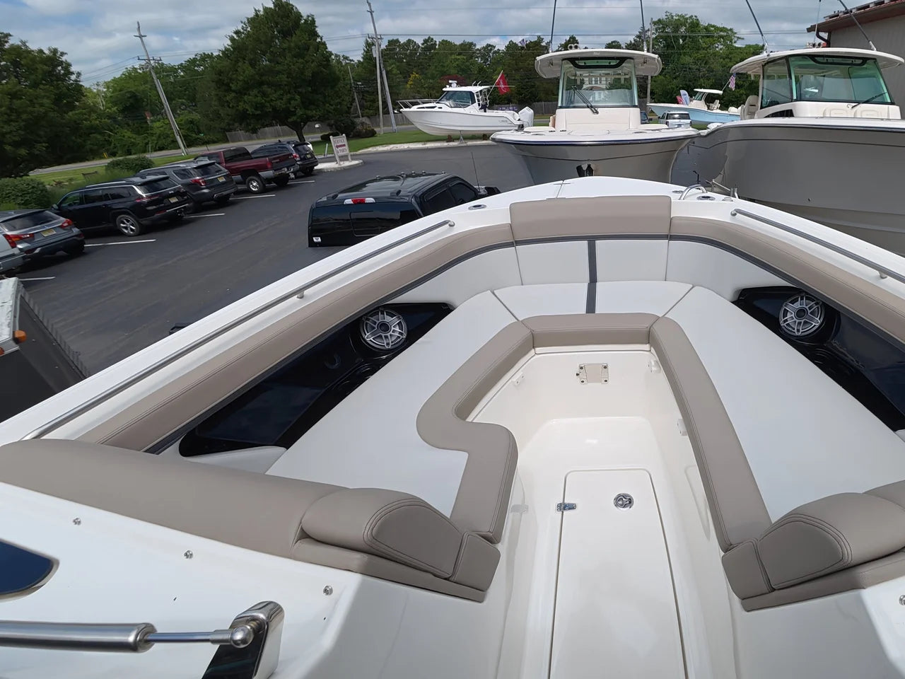2025 Boston Whaler 330 Vantage 33.0 feet, Clearwater, Florida #34