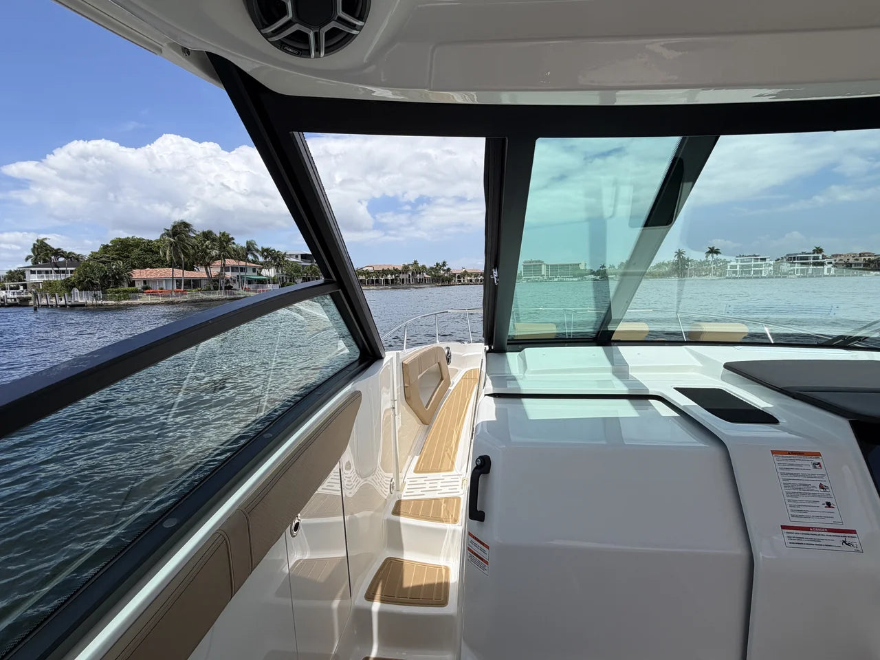 2026 Sea Ray Sundancer 320 Outboard 32.0 feet, Clearwater, Florida #45