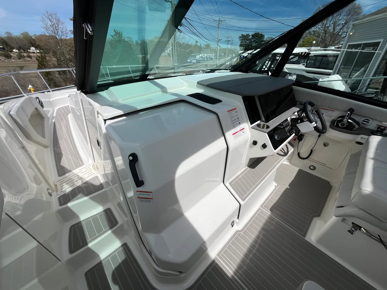 2026 Sea Ray Sundancer 320 Outboard 32.0 feet, Clearwater, Florida #17