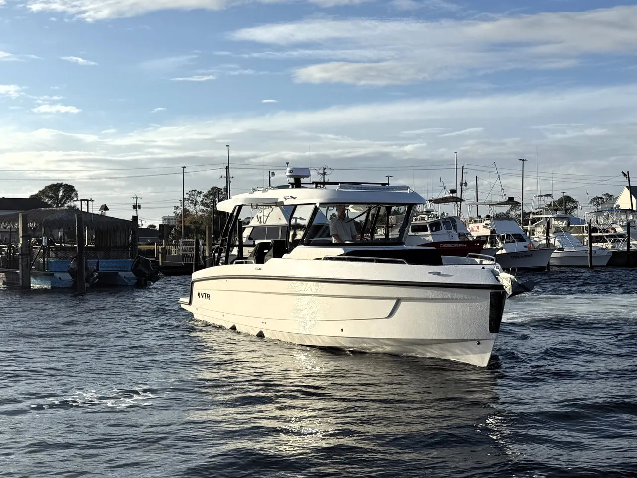 2026 Cruisers Yachts 38 VTR 38.0 feet, Clearwater, Florida #6
