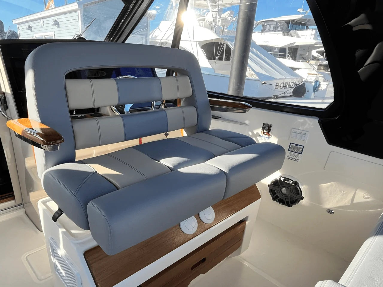 2025 Boston Whaler 380 Realm 38.0 feet, Clearwater, Florida #27