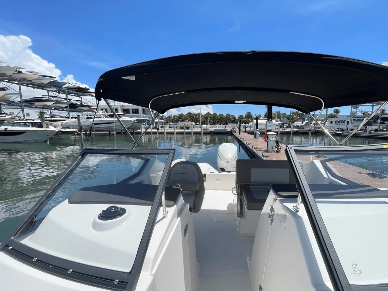 2025 Boston Whaler 210 Vantage 21.0 feet, Clearwater, Florida #29