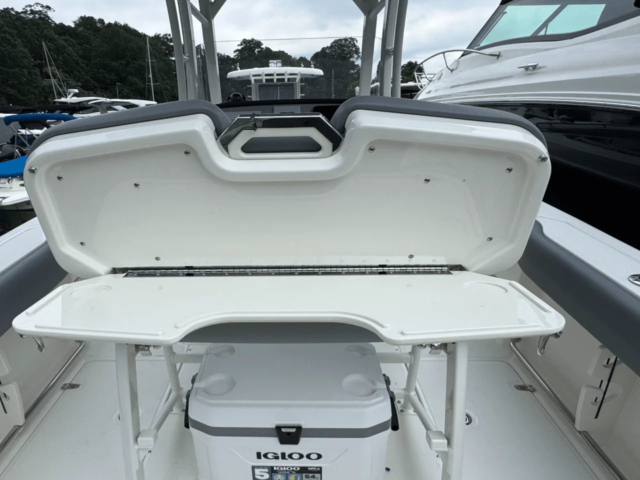 2026 Boston Whaler 230 Outrage 23.0 feet, Clearwater, Florida #20