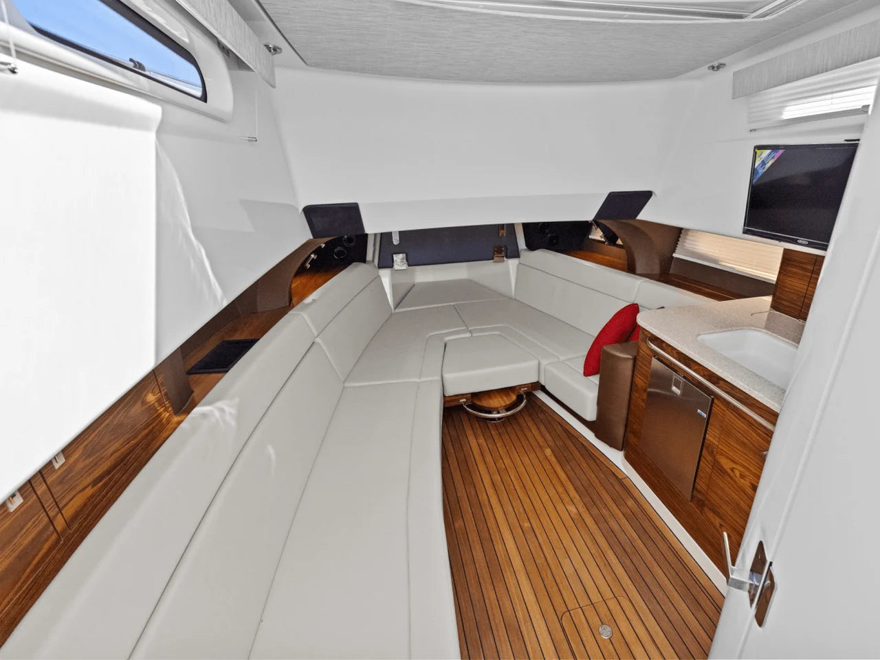 2026 Boston Whaler 420 Outrage 42.0 feet, Clearwater, Florida #36