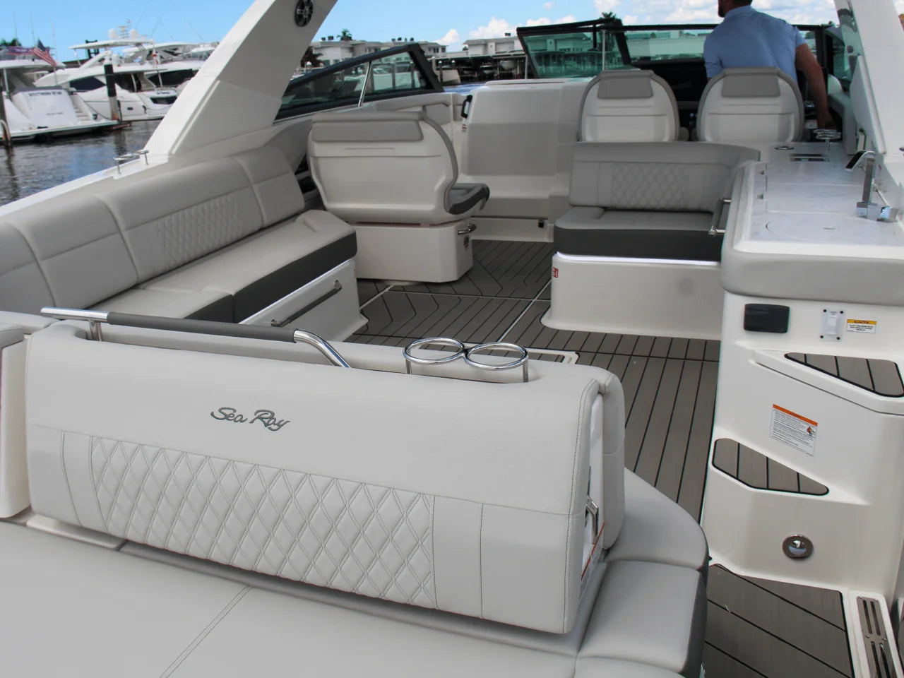 2025 Sea Ray SLX 400 Outboard 40.0 feet, Clearwater, Florida #18