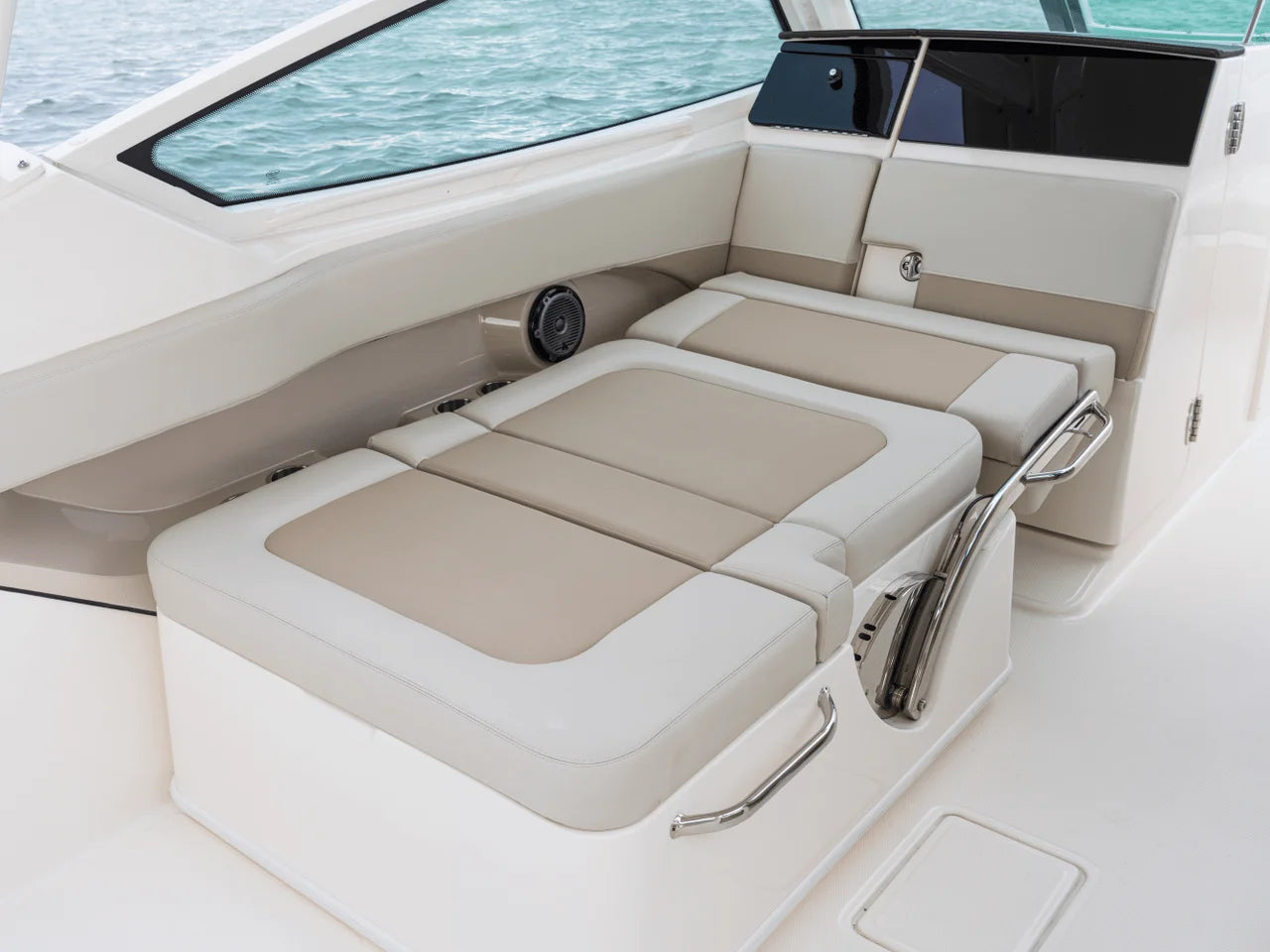 2026 Boston Whaler 280 Vantage 27.0 feet, Clearwater, Florida #52