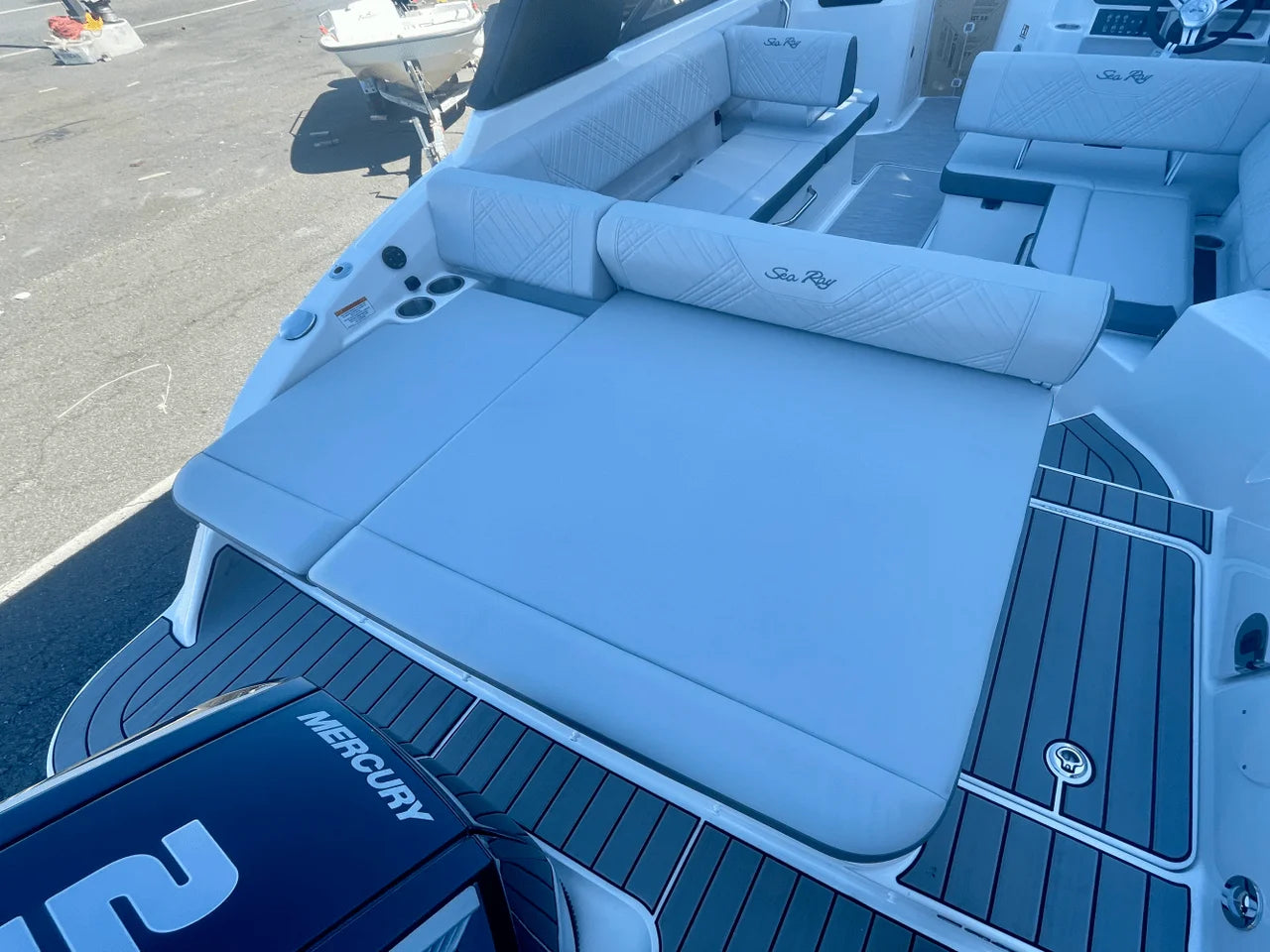 2026 Sea Ray SDX 250 Outboard 25.0 feet, Clearwater, Florida #3