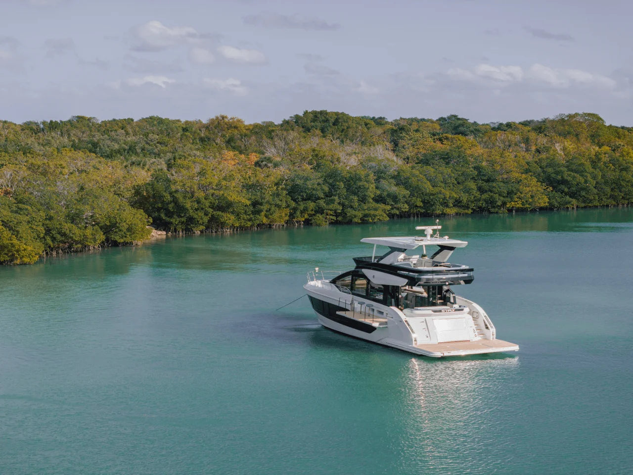 2027 Cruisers Yachts 57FLY 57.0 feet, Clearwater, Florida #11