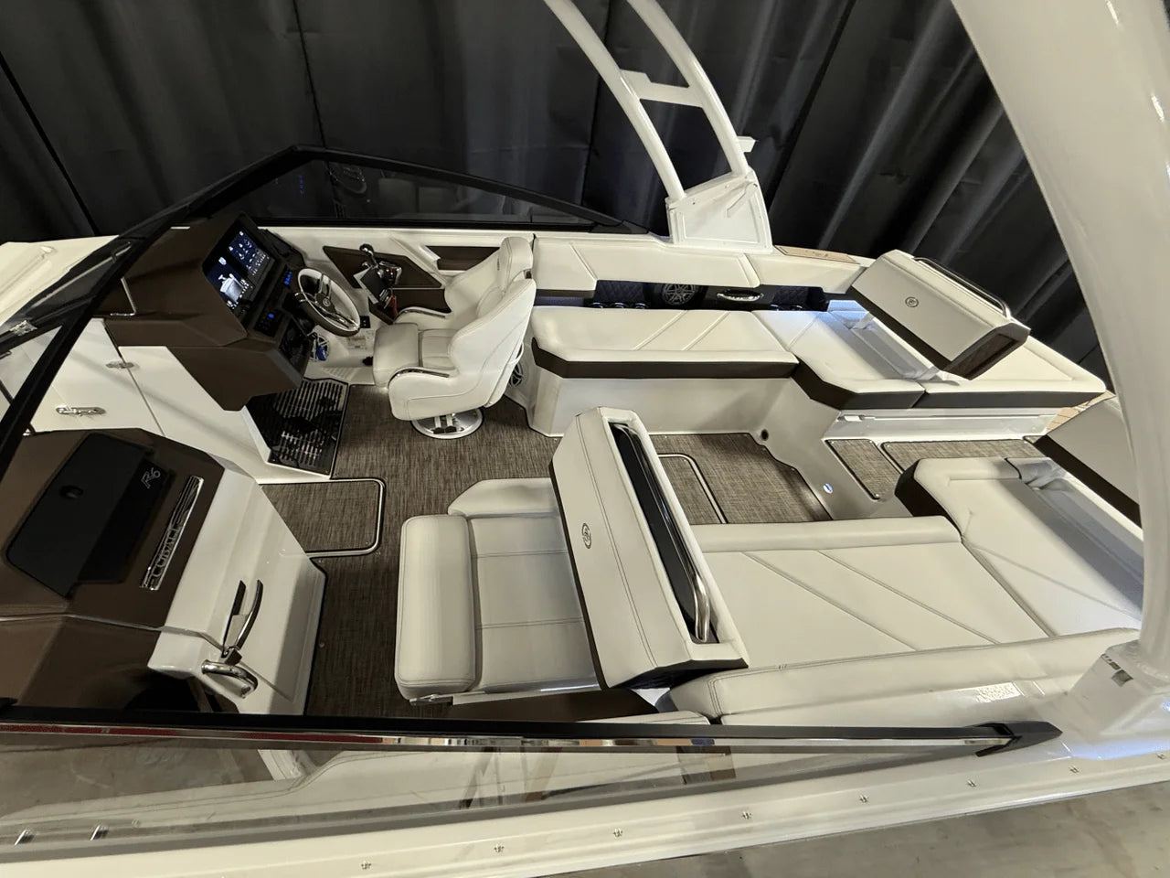 2025 Cobalt R6 Outboard 26.0 feet, Clearwater, Florida #10