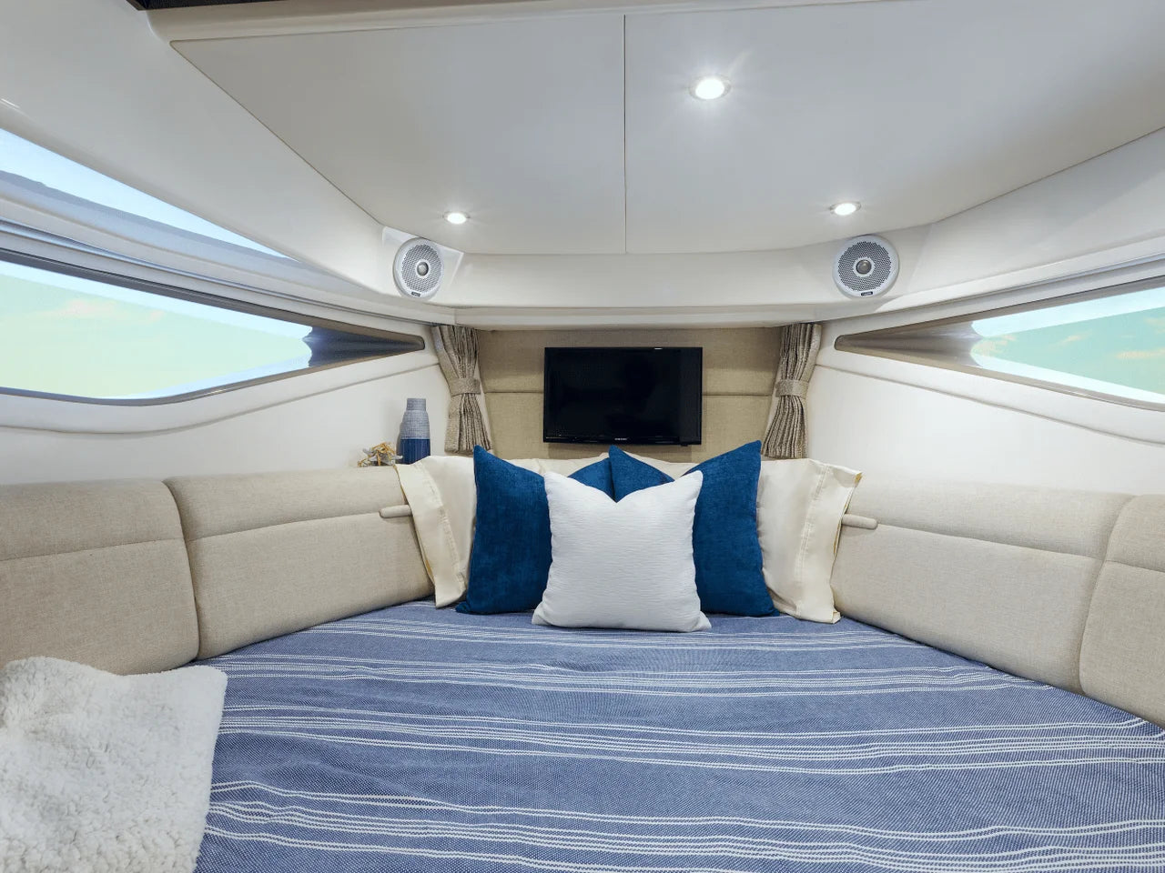 2026 Sea Ray Sundancer 320 Outboard 32.0 feet, Clearwater, Florida #24