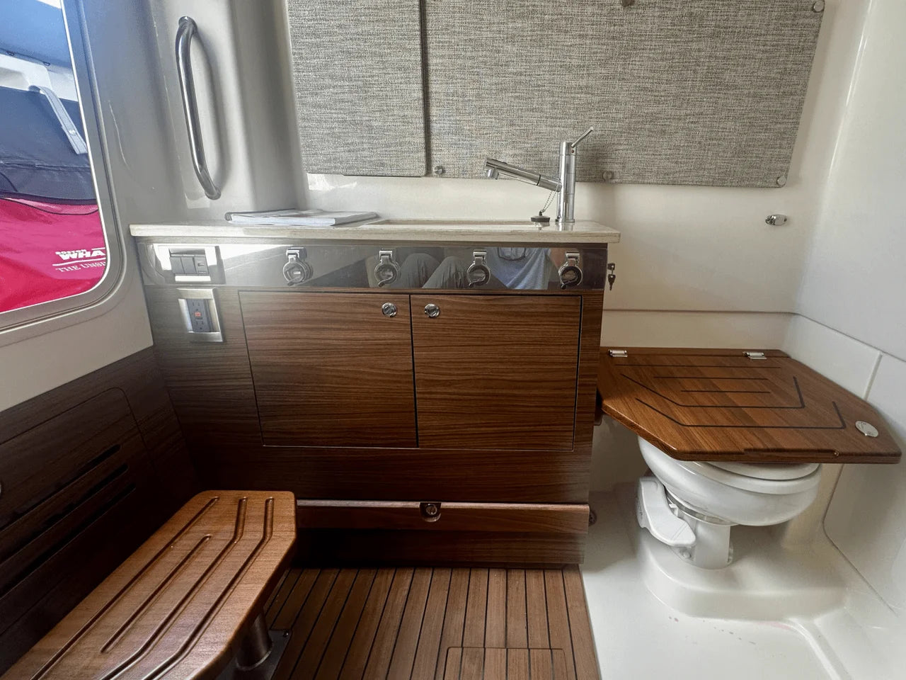 2026 Boston Whaler 360 Outrage 36.0 feet, Clearwater, Florida #48