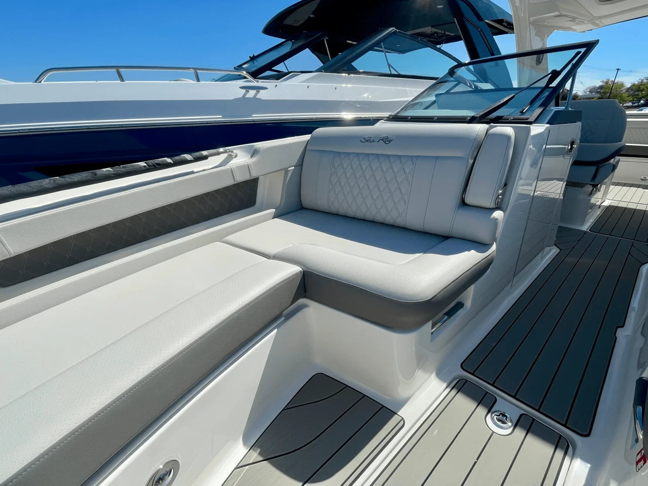 2026 Sea Ray SLX 310 Outboard 31.0 feet, Clearwater, Florida #23