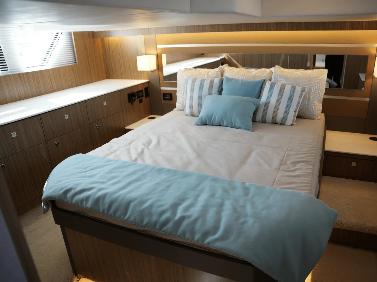 2025 Cruisers Yachts 46 Cantius 46.0 feet, Clearwater, Florida #60