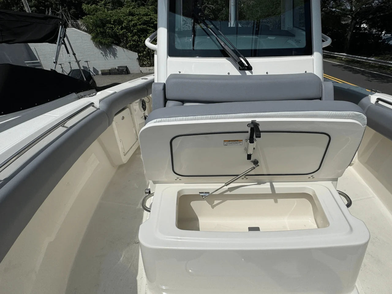 2026 Boston Whaler 250 Outrage 25.0 feet, Clearwater, Florida #28
