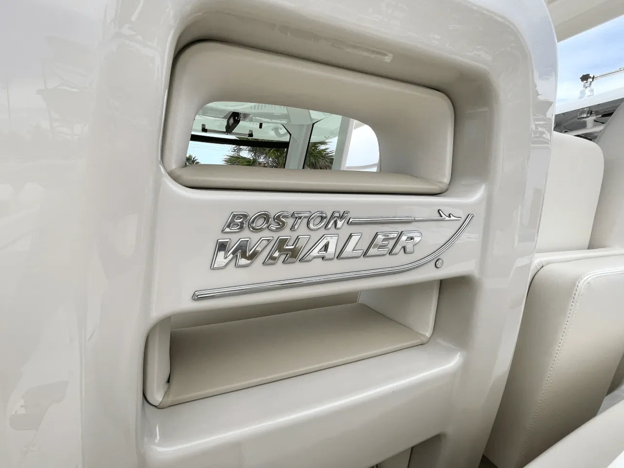 2025 Boston Whaler 330 Outrage 33.0 feet, Clearwater, Florida #21