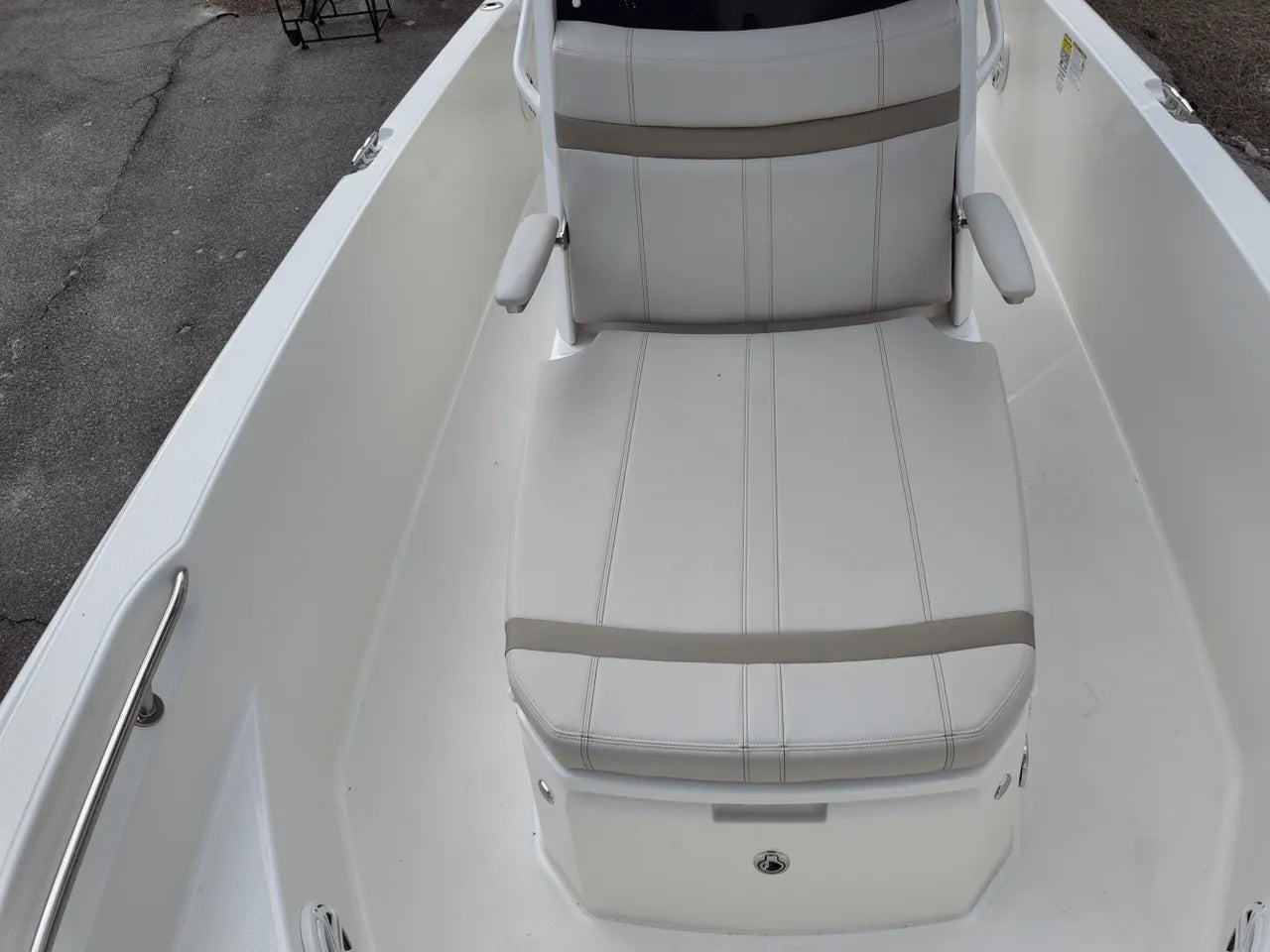 2025 Boston Whaler 220 Dauntless 22.0 feet, Clearwater, Florida #25