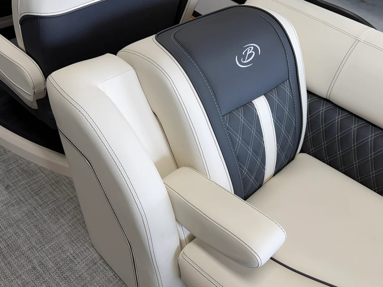2027 Barletta LUSSO23QCSS 23.0 feet, Clearwater, Florida #68