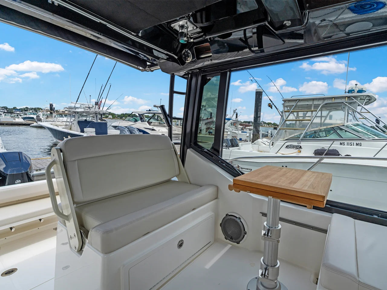 2026 Boston Whaler 325 Conquest 32.0 feet, Clearwater, Florida #16