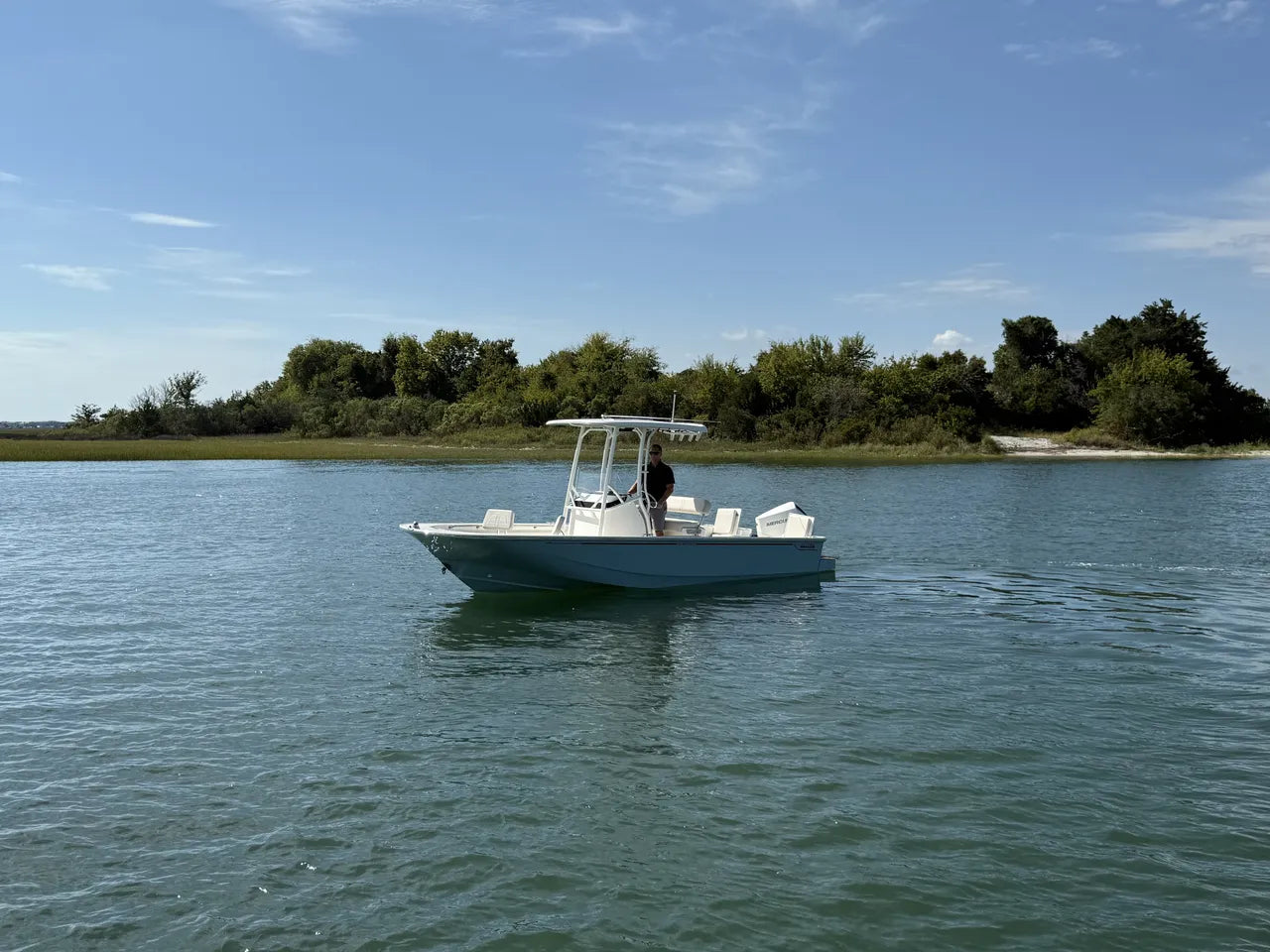 2025 Boston Whaler 210 Montauk 21.0 feet, Clearwater, Florida #3