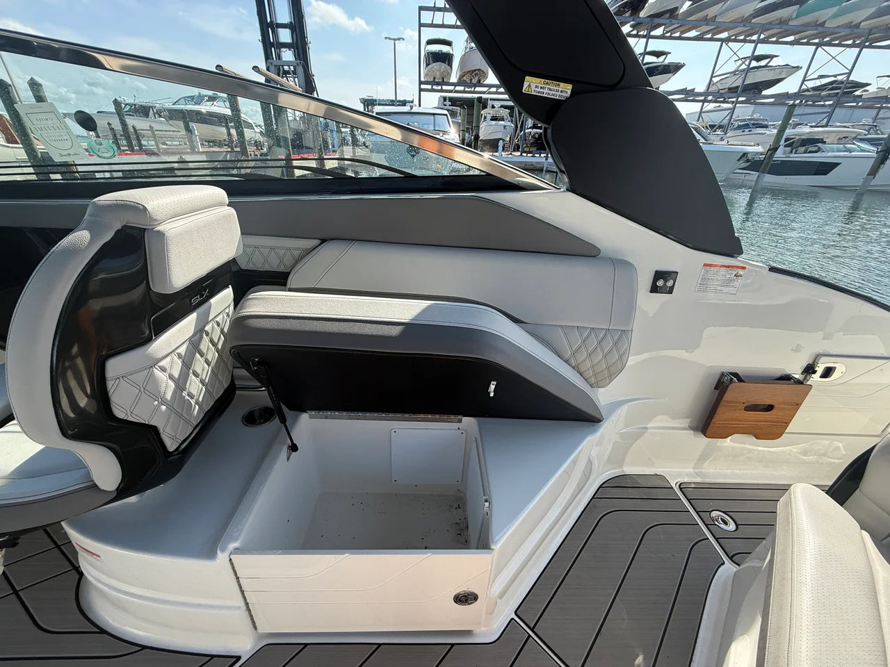 2026 Sea Ray SLX 260 Outboard 26.0 feet, Clearwater, Florida #17