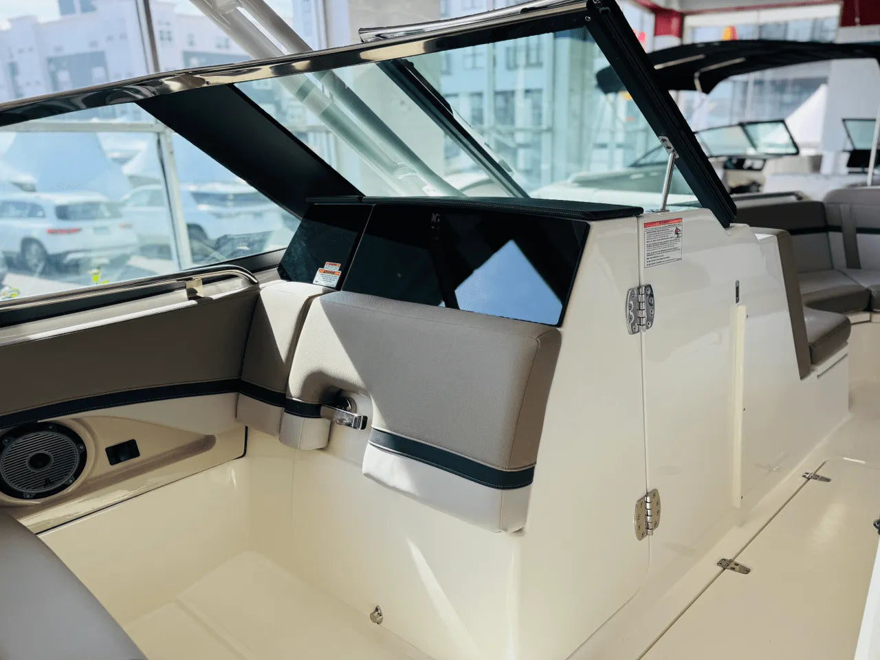 2025 Boston Whaler 240 Vantage 24.0 feet, Clearwater, Florida #32