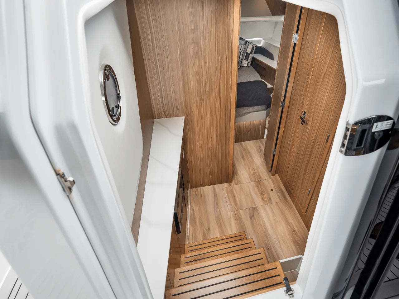 2025 Cruisers Yachts 50 GLS 50.0 feet, Clearwater, Florida #43