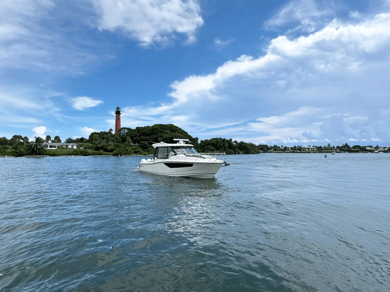 2026 Boston Whaler 365 Conquest 36.0 feet, Clearwater, Florida #4