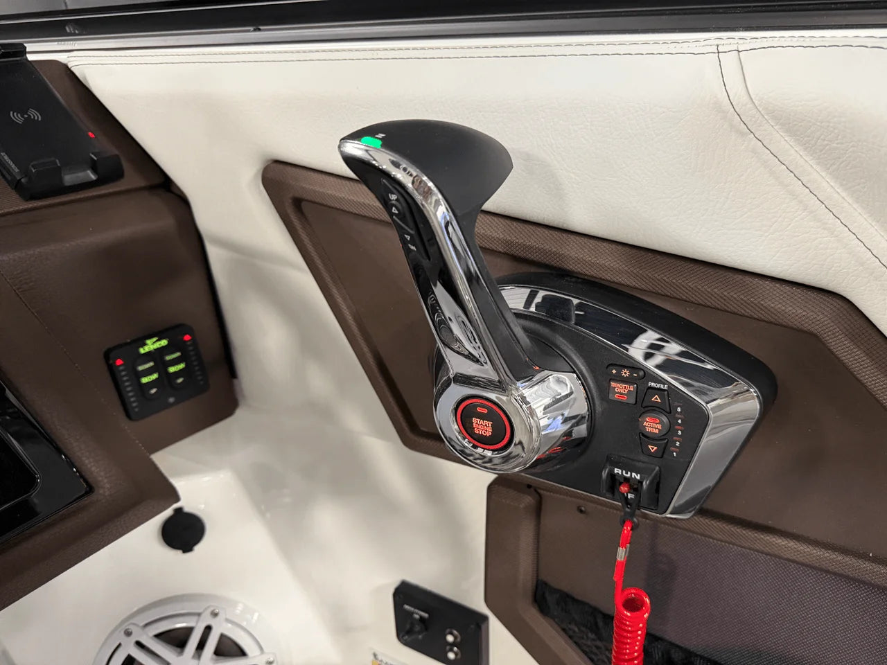2025 Cobalt R6 Outboard 26.0 feet, Clearwater, Florida #107
