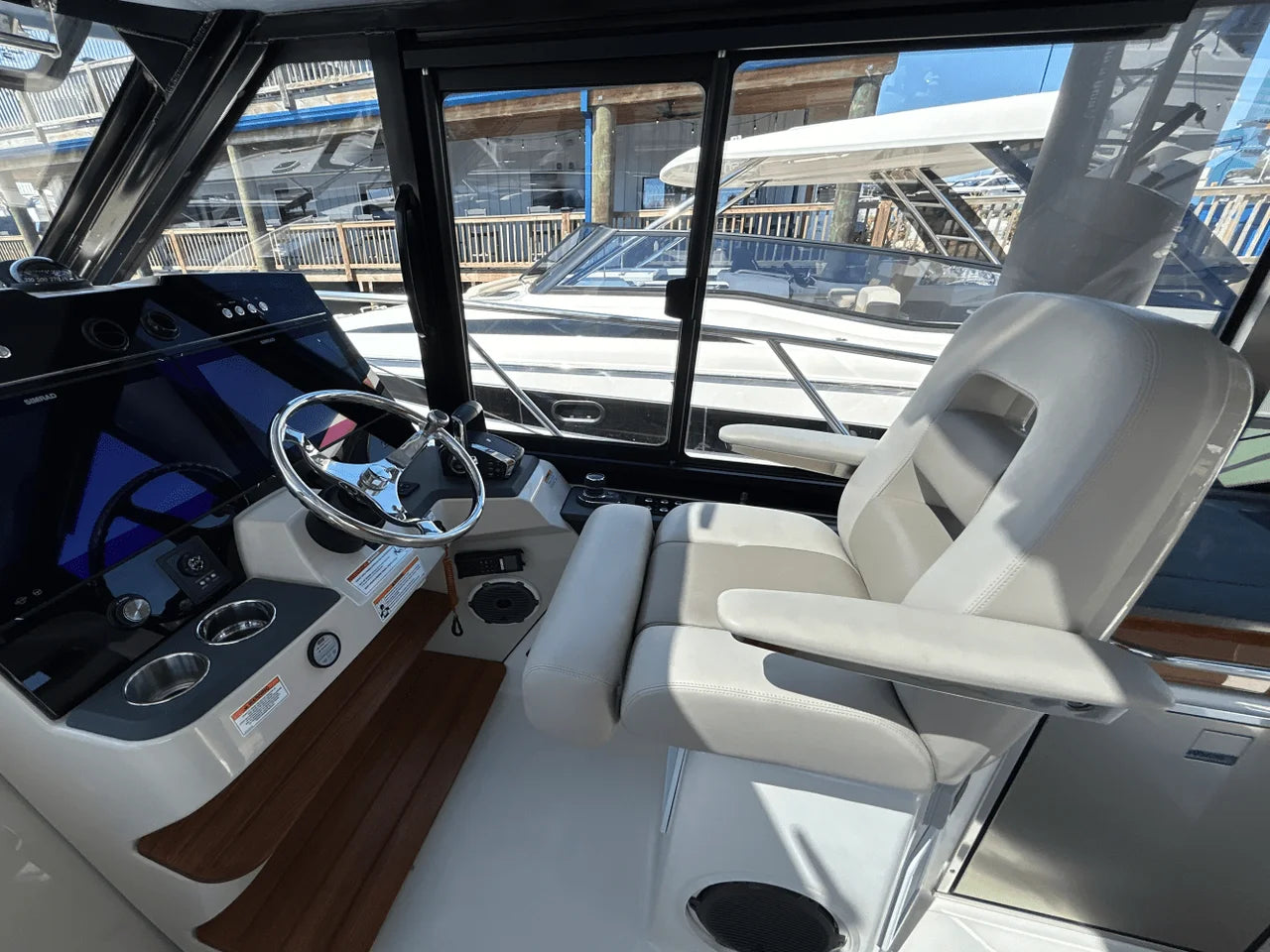 2025 Boston Whaler 365 Conquest 36.0 feet, Clearwater, Florida #32