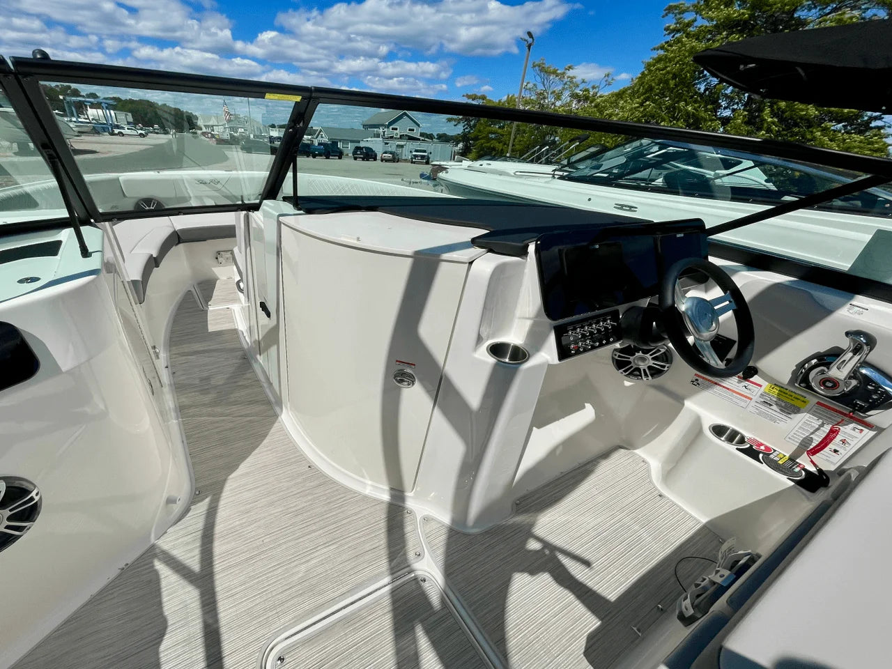 2026 Sea Ray SDX 250 Outboard 25.0 feet, Clearwater, Florida #12