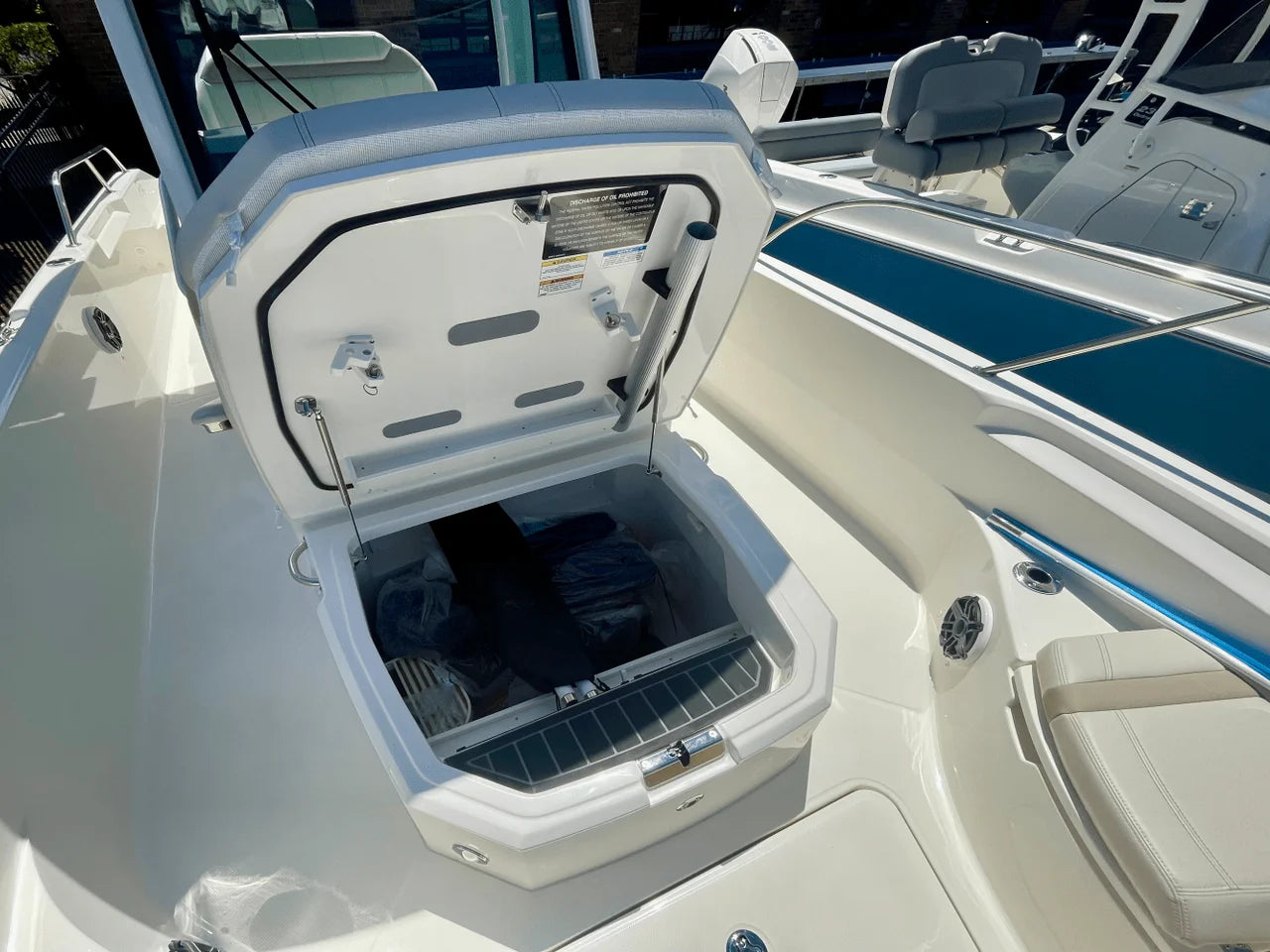 2025 Boston Whaler 280 Dauntless 28.0 feet, Clearwater, Florida #19