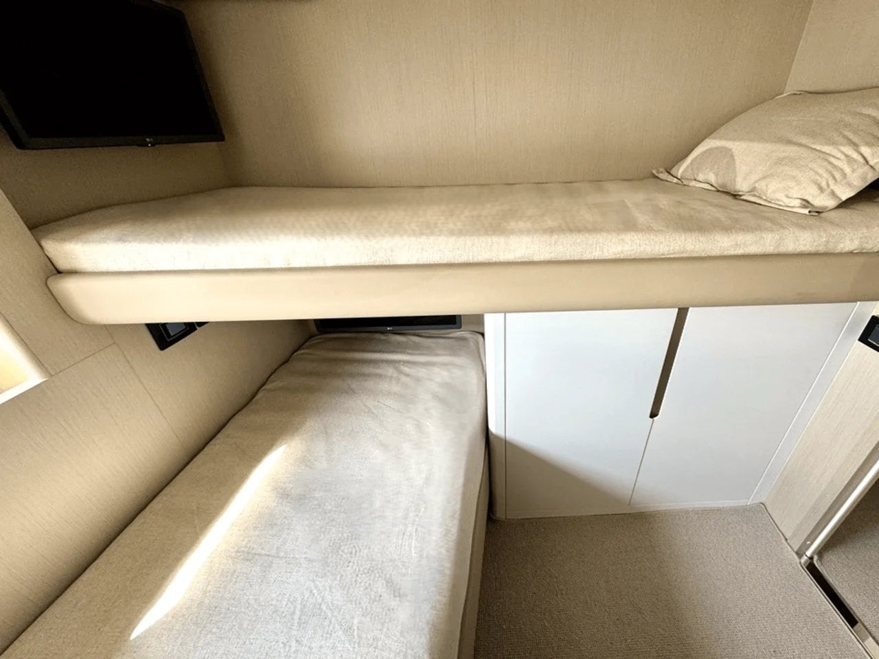 2025 Azimut Fly 68 68.0 feet, Clearwater, Florida #37