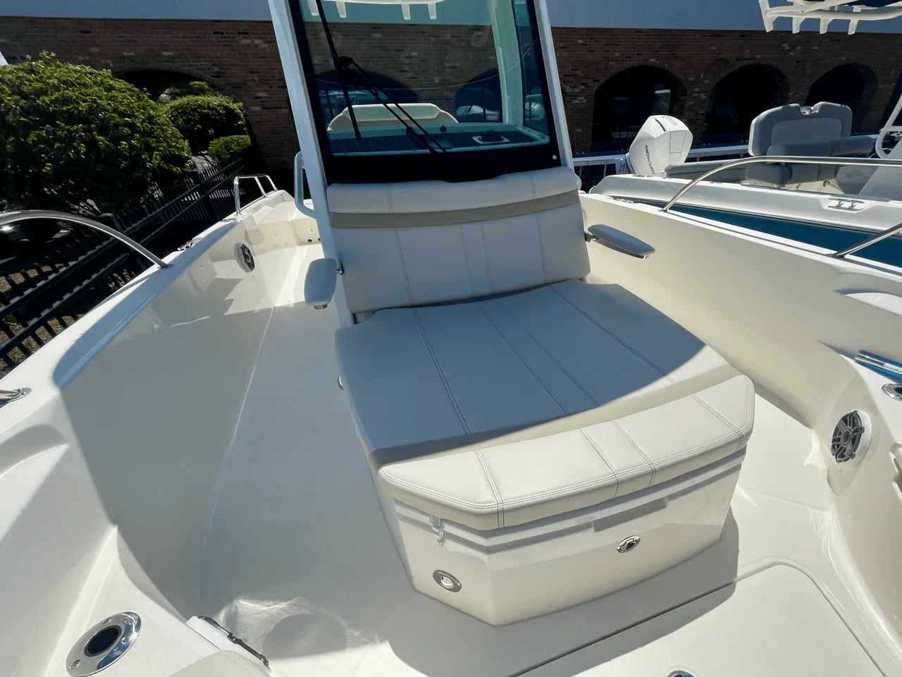2025 Boston Whaler 280 Dauntless 28.0 feet, Clearwater, Florida #18