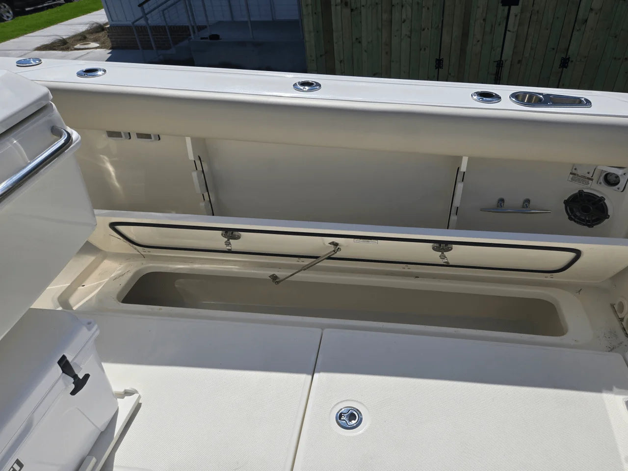 2025 Boston Whaler 330 Outrage 33.0 feet, Clearwater, Florida #12