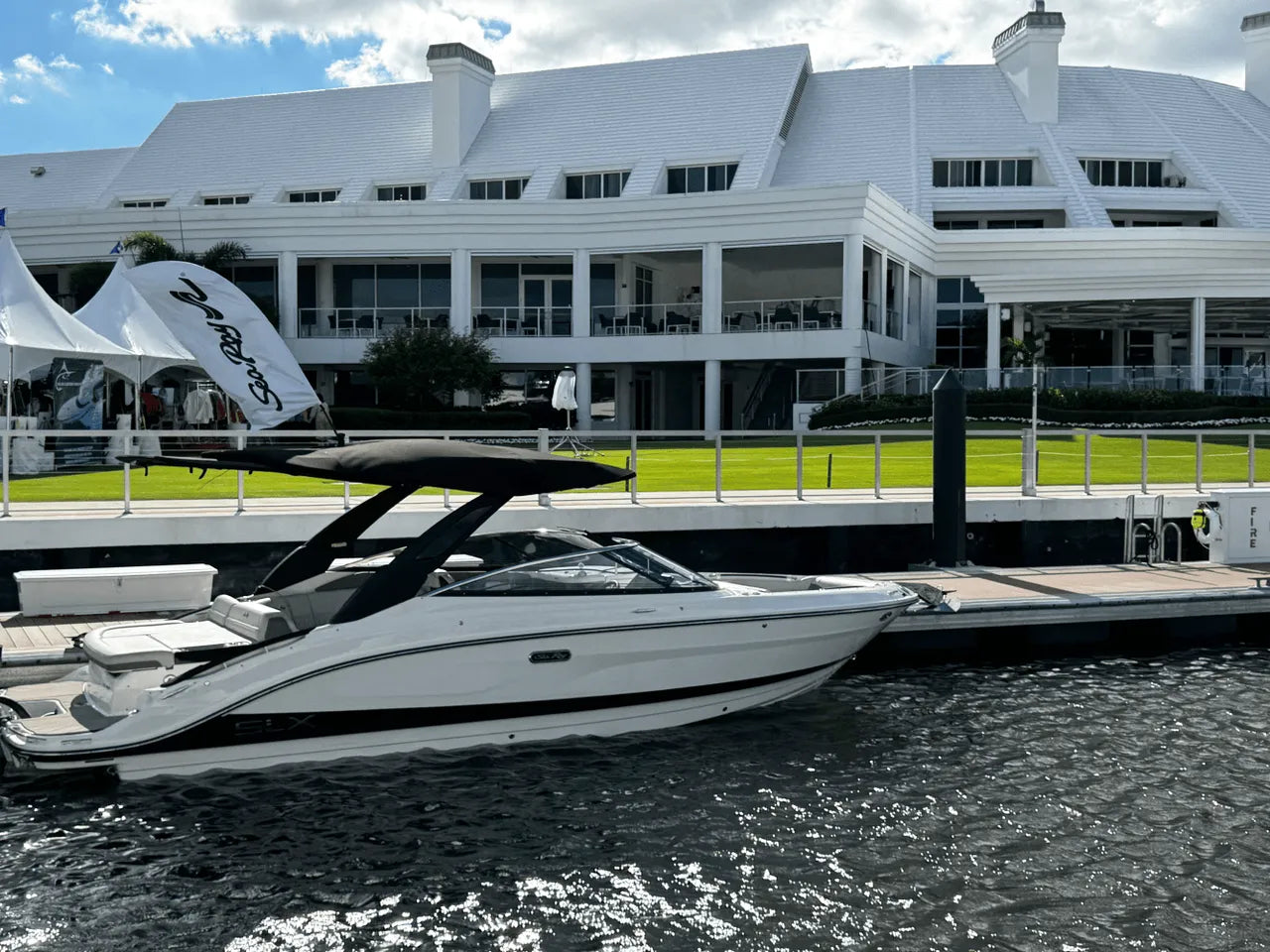 2025 Sea Ray SLX 260 Outboard 26.0 feet, Clearwater, Florida #1
