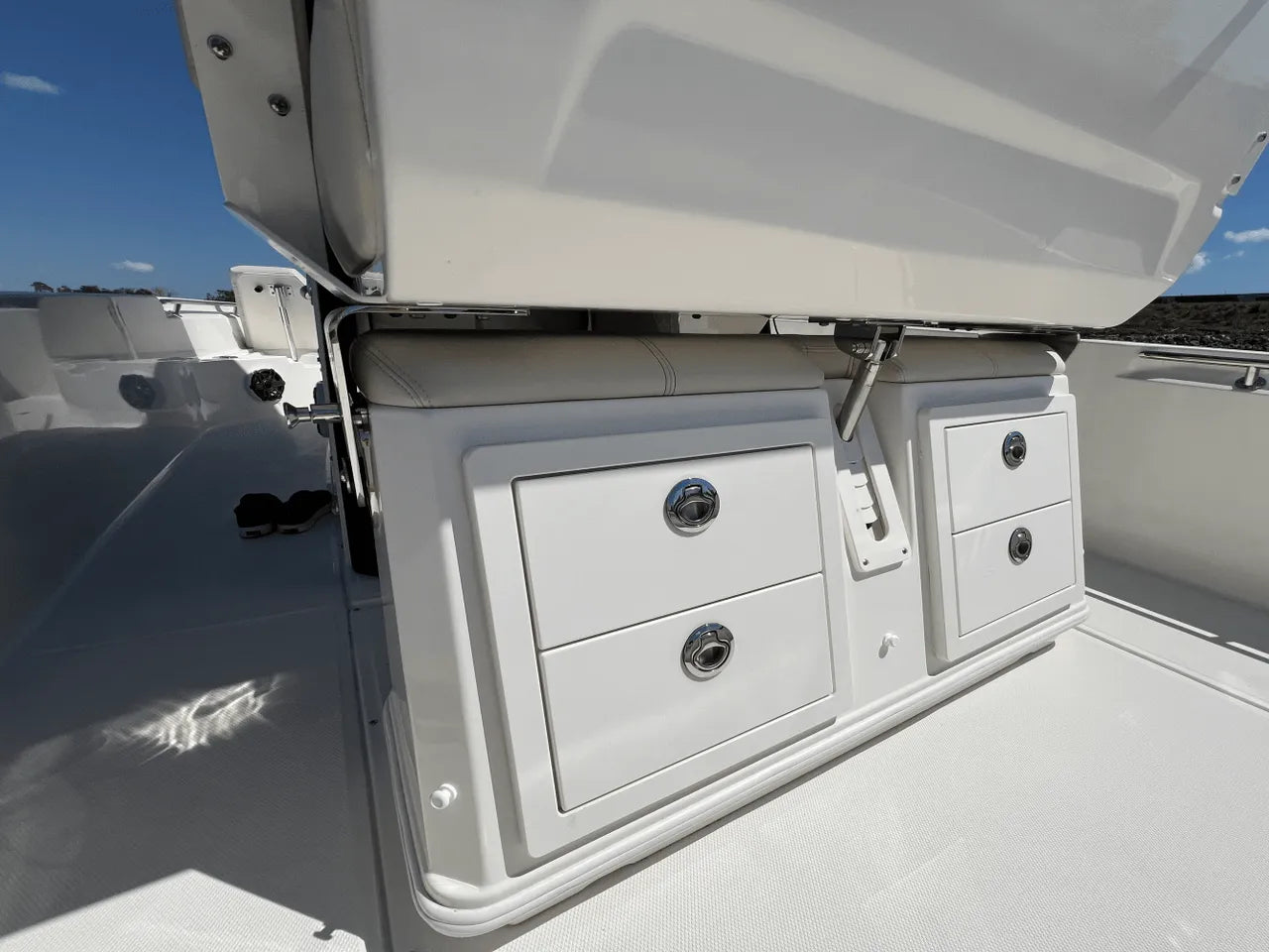 2025 Boston Whaler 280 Dauntless 28.0 feet, Clearwater, Florida #69