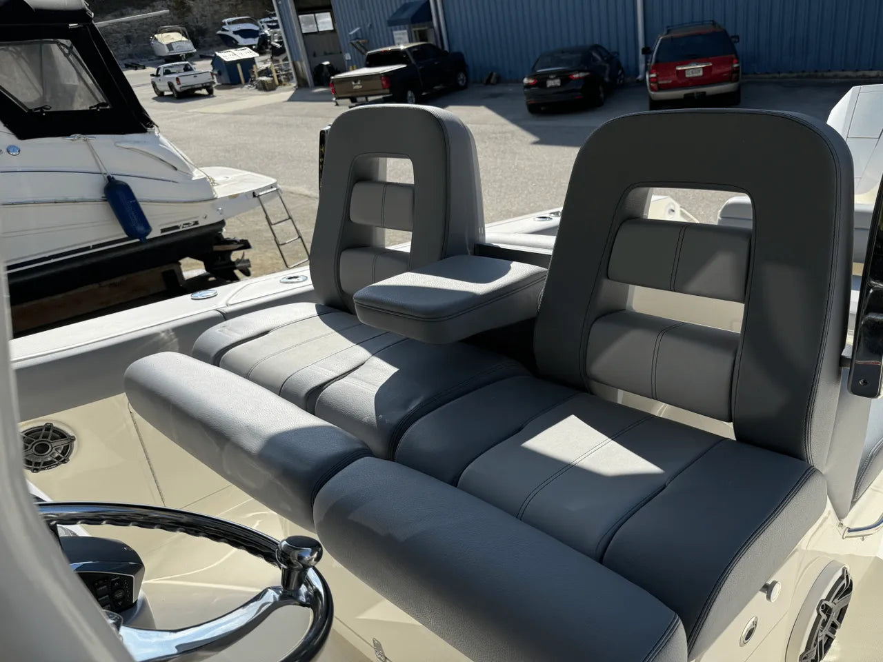2025 Boston Whaler 330 Outrage 33.0 feet, Clearwater, Florida #24