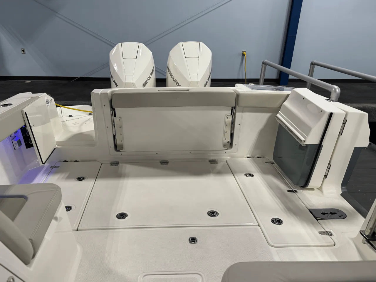 2025 Boston Whaler 280 Vantage 28.0 feet, Clearwater, Florida #23
