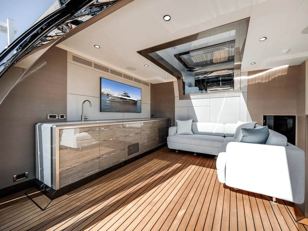 2025 Ocean Alexander 35R 117.0 feet, Clearwater, Florida #7