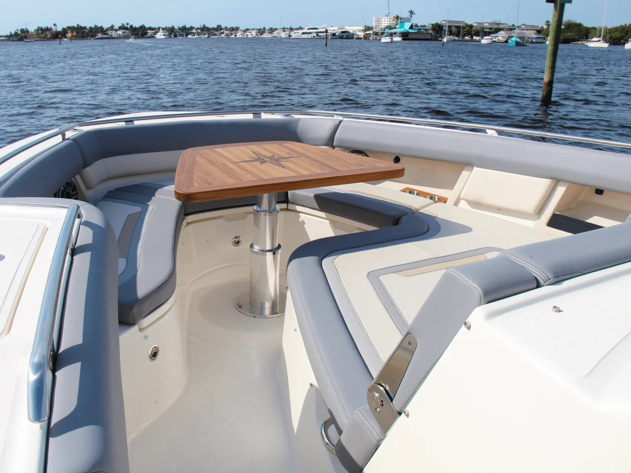 2025 Boston Whaler 380 Realm 38.0 feet, Clearwater, Florida #62
