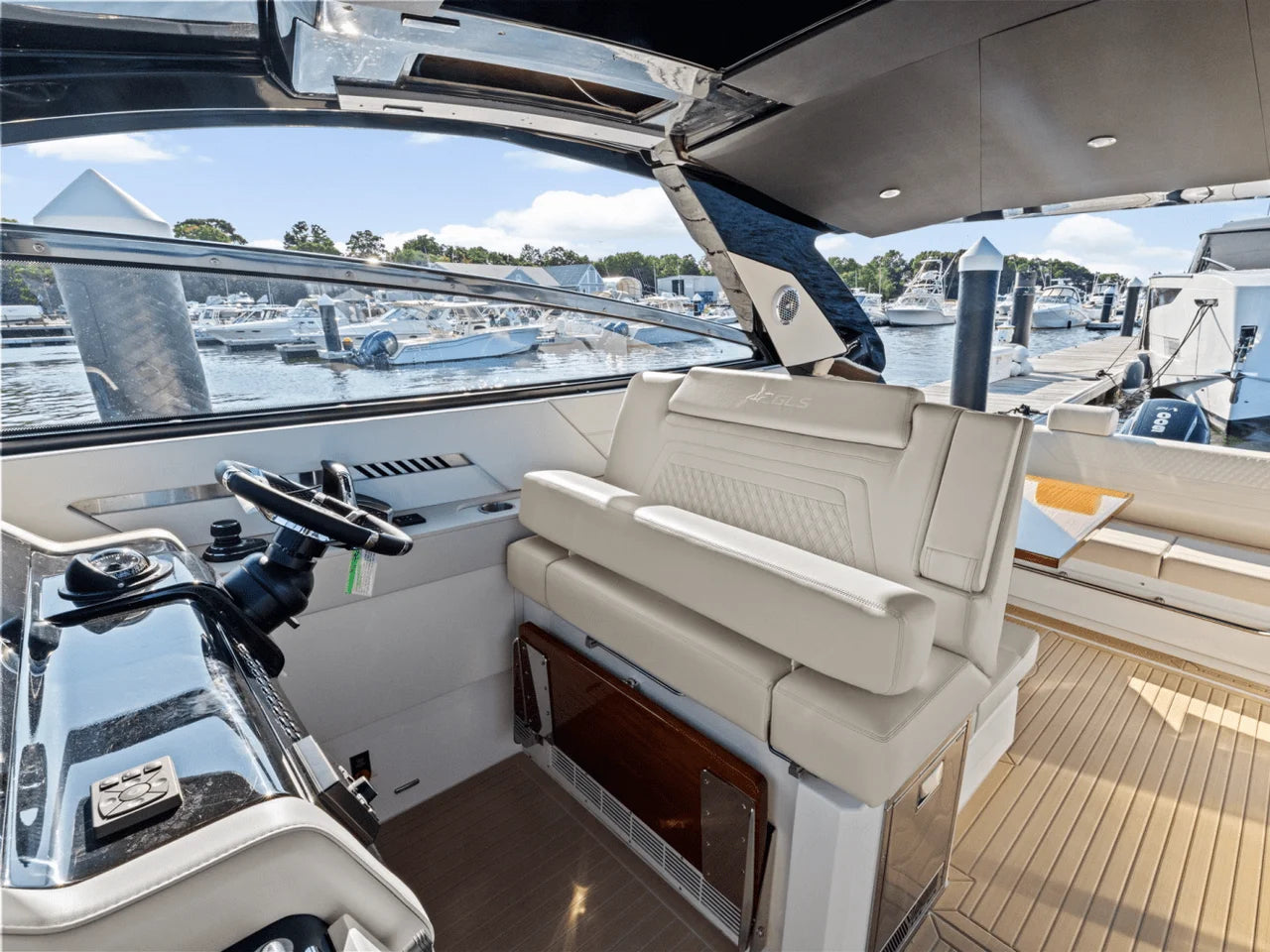 2025 Cruisers Yachts 42 GLS Outboard 42.0 feet, Clearwater, Florida #17