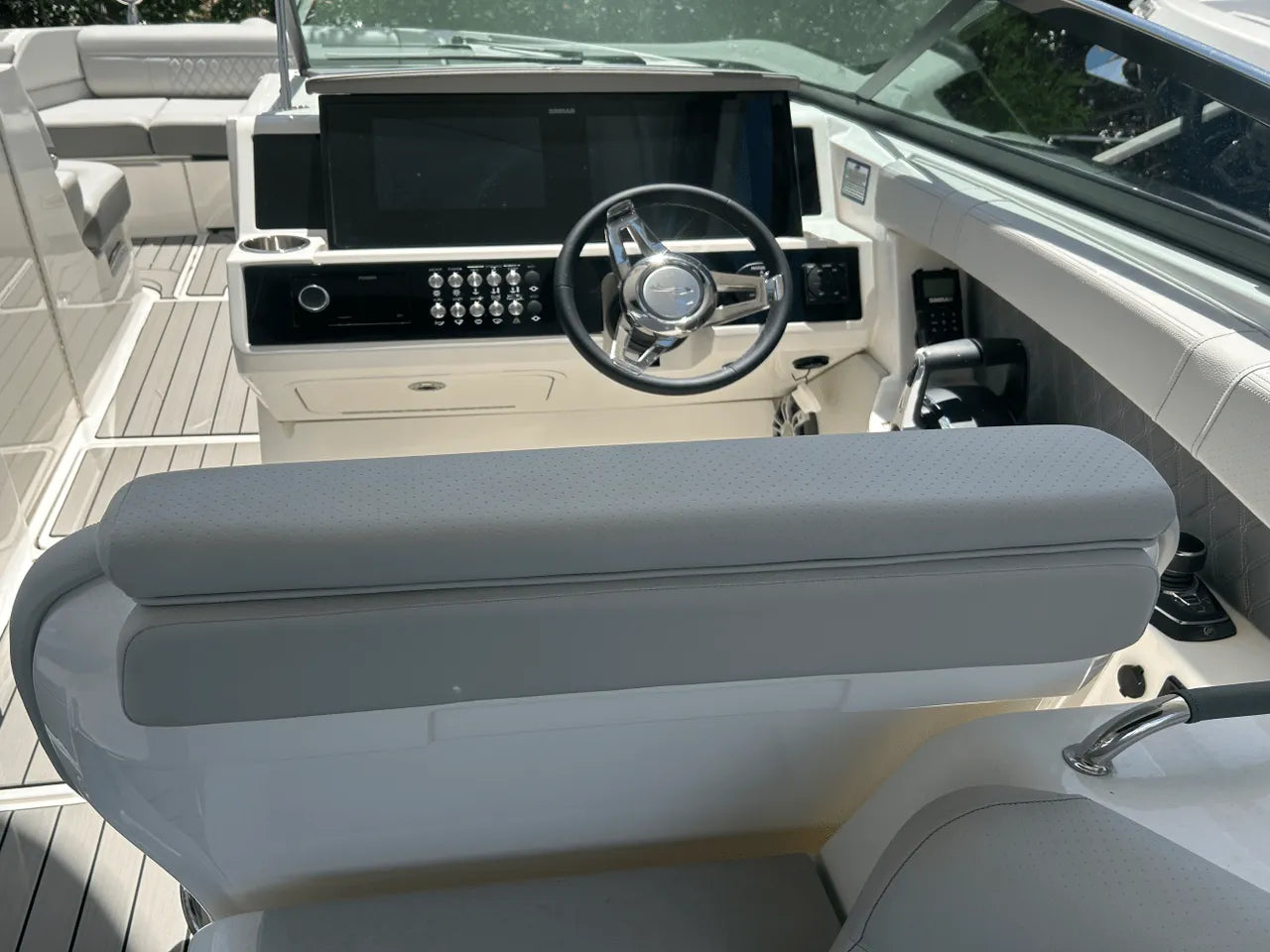 2025 Sea Ray SLX 350 Outboard 35.0 feet, Clearwater, Florida #7