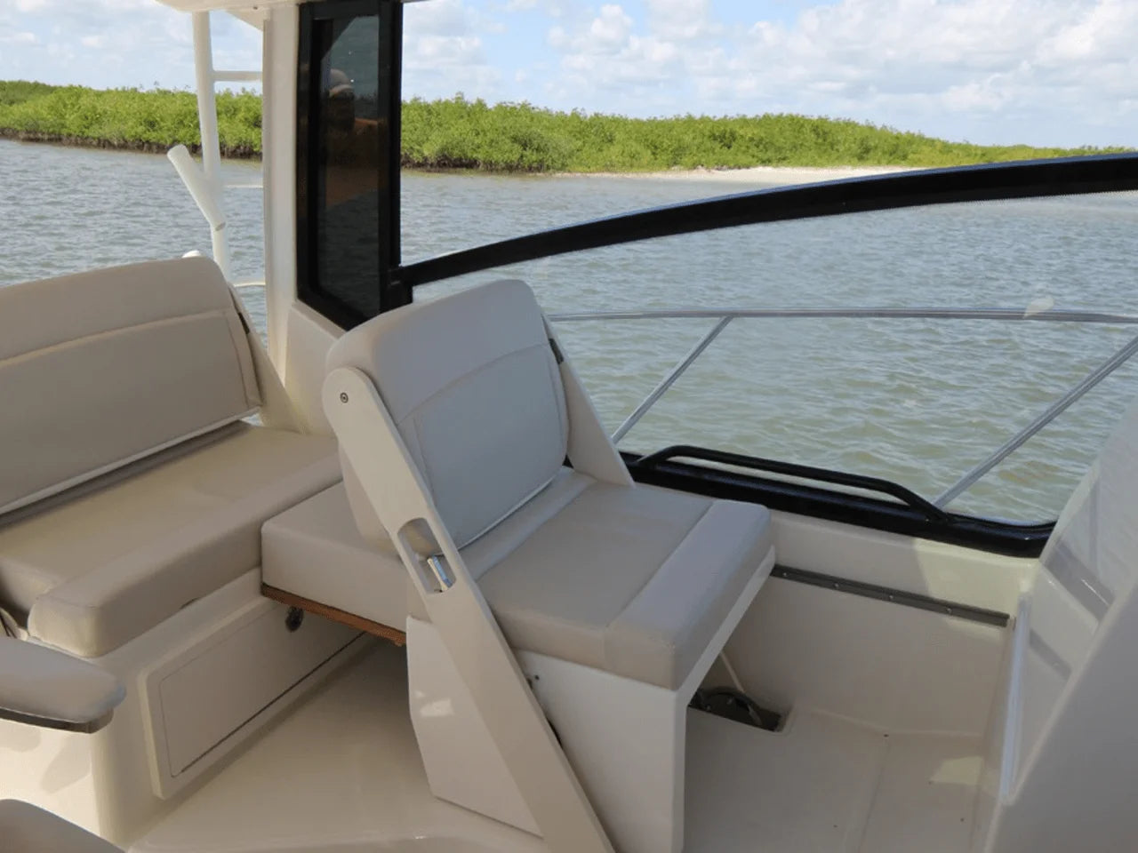 2026 Boston Whaler 325 Conquest 32.0 feet, Clearwater, Florida #36