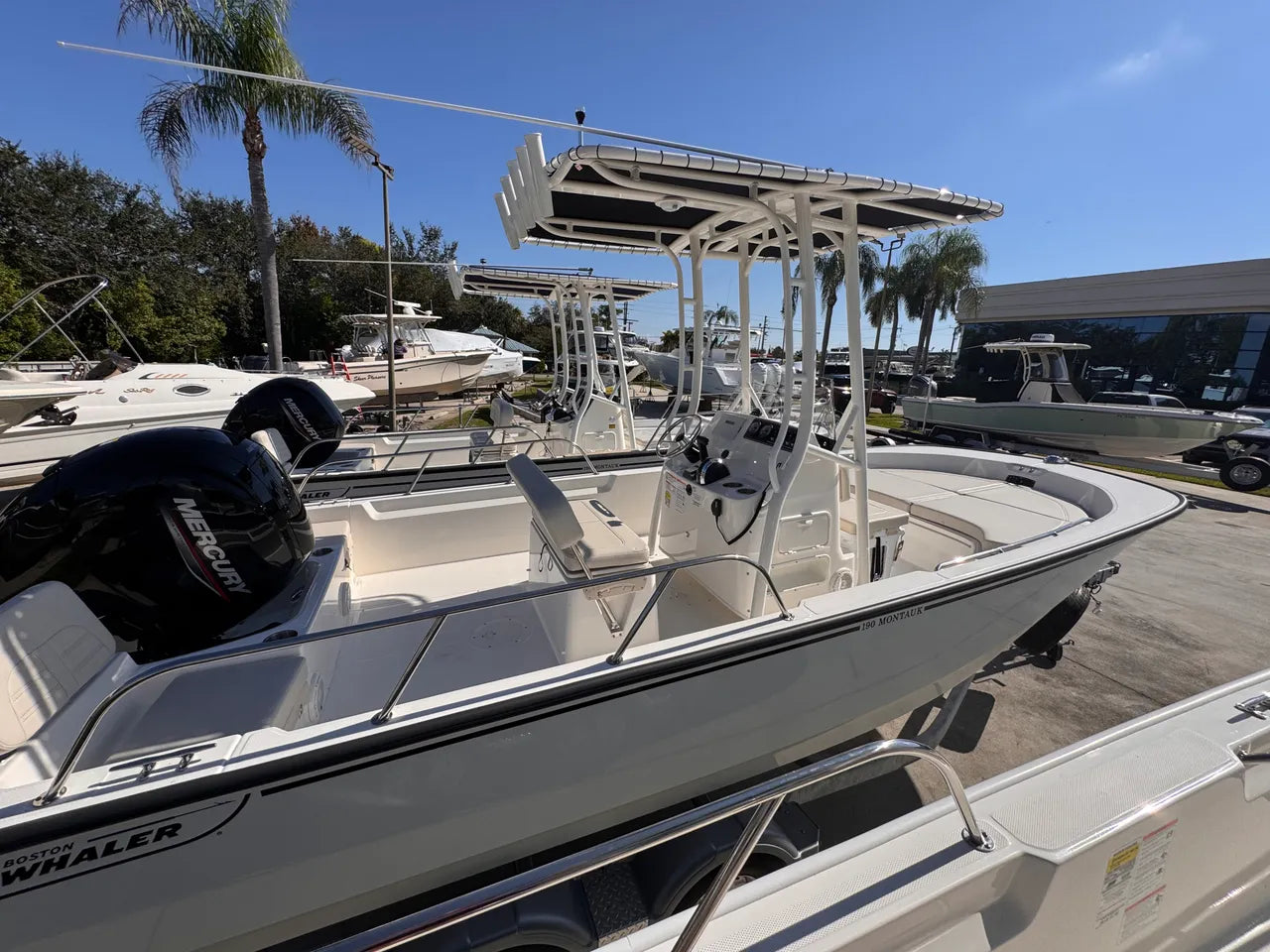 2026 Boston Whaler 190 Montauk 19.0 feet, Clearwater, Florida #3