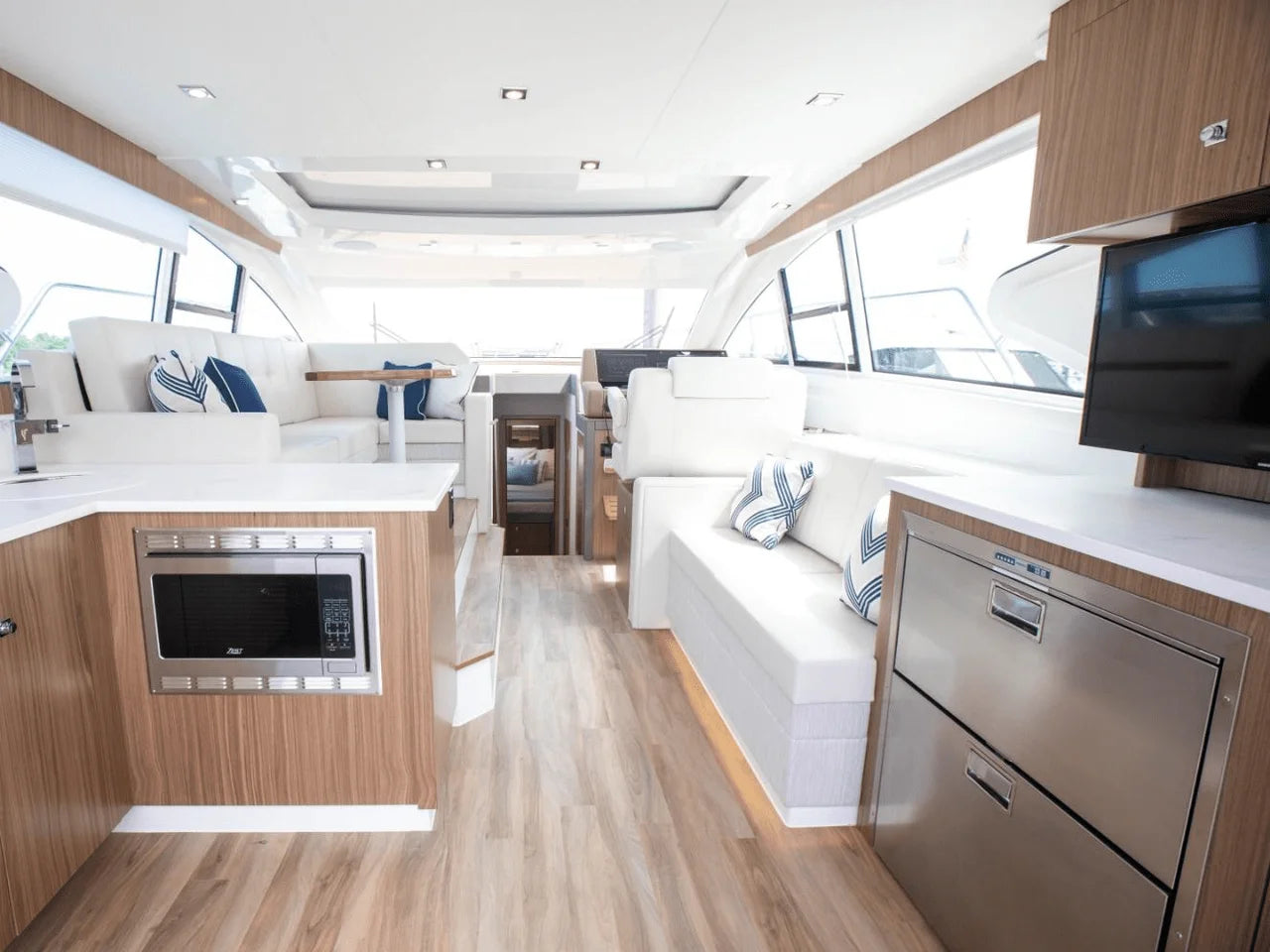 2025 Cruisers Yachts 46 Cantius 46.0 feet, Clearwater, Florida #41