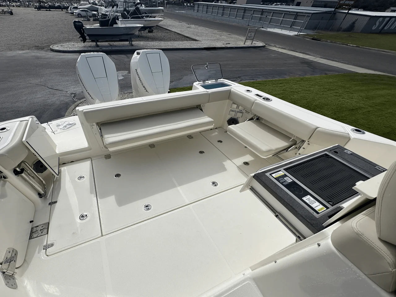 2026 Boston Whaler 325 Conquest 32.0 feet, Clearwater, Florida #16
