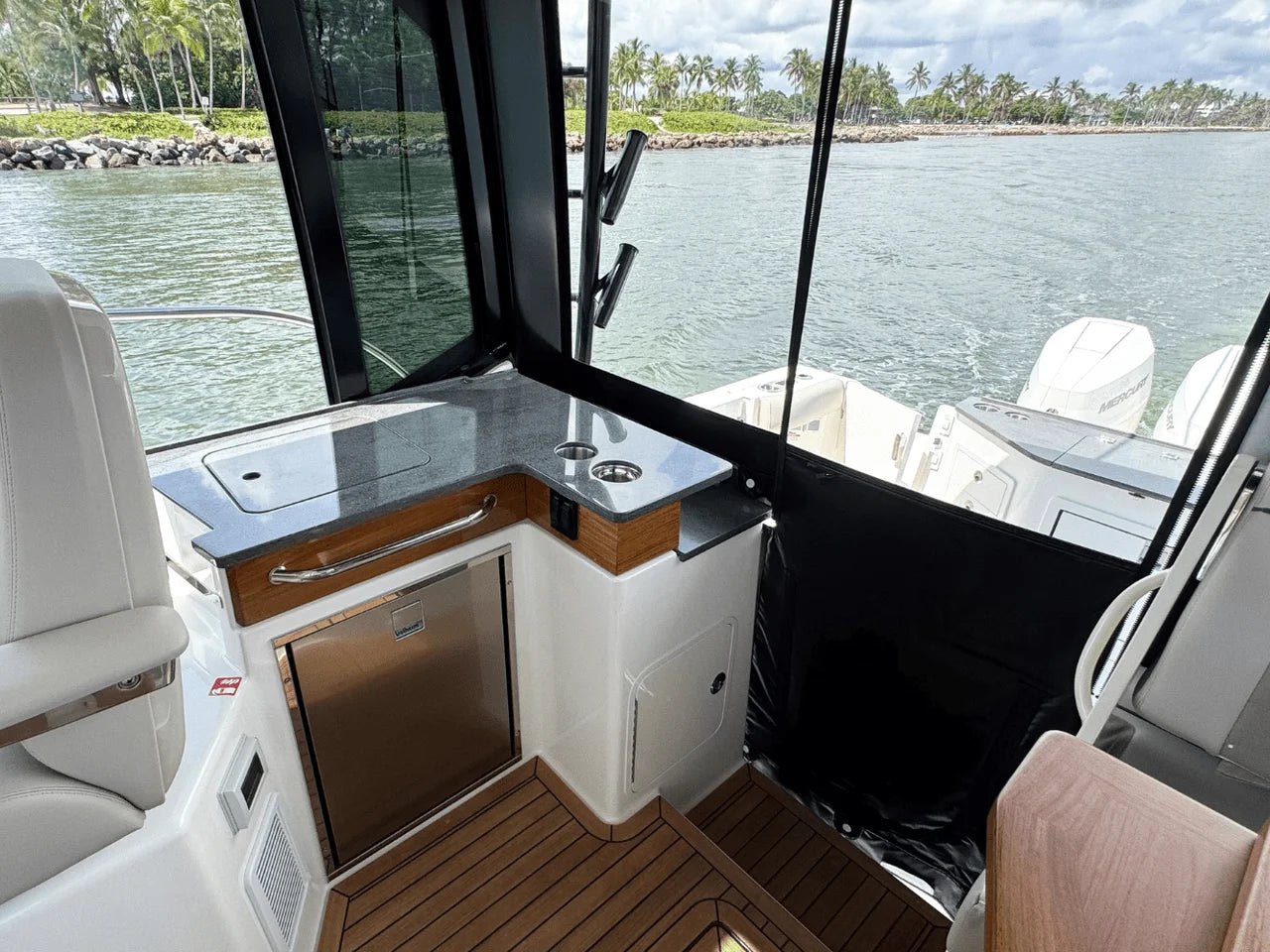 2026 Boston Whaler 365 Conquest 36.0 feet, Clearwater, Florida #32