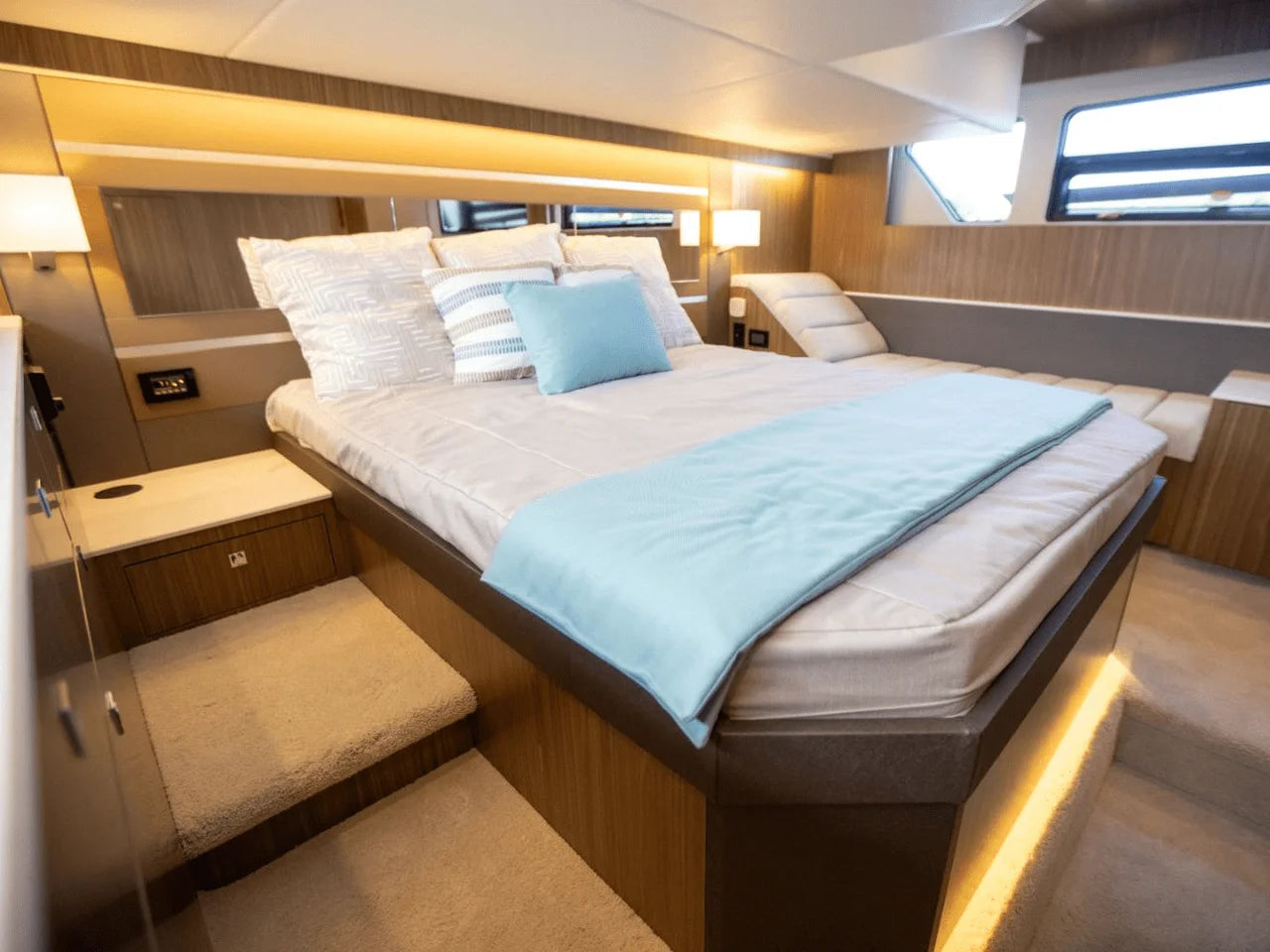 2025 Cruisers Yachts 46 Cantius 46.0 feet, Clearwater, Florida #90