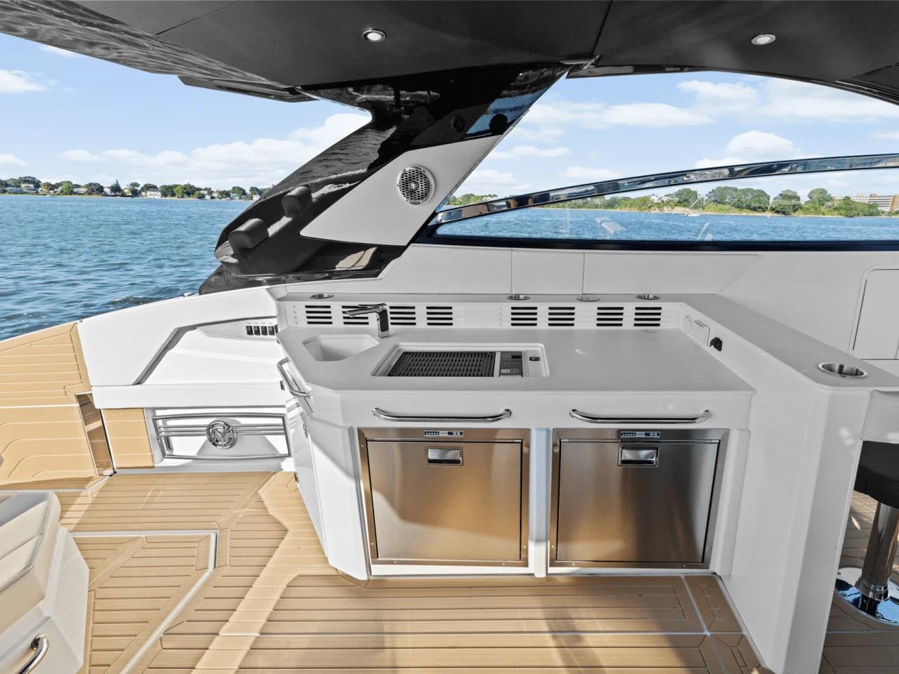 2025 Cruisers Yachts 42 GLS Outboard 42.0 feet, Clearwater, Florida #9